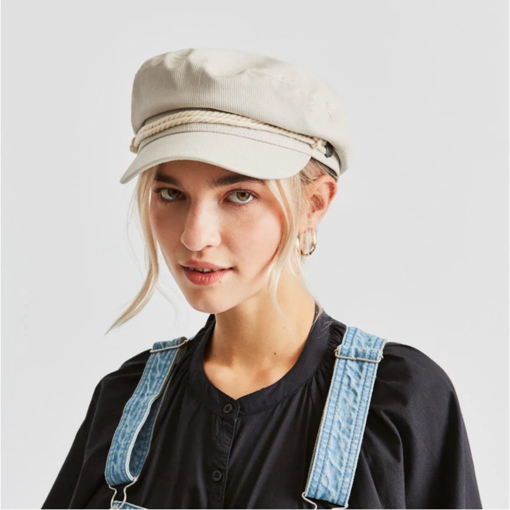 REVOLVE Brixton Fiddler Cap in Dove Size M - Picture 2 of 6